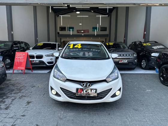 HYUNDAI HB20S 1.6 PREMIUM 16V FLEX 4P AUTOMÁTICO